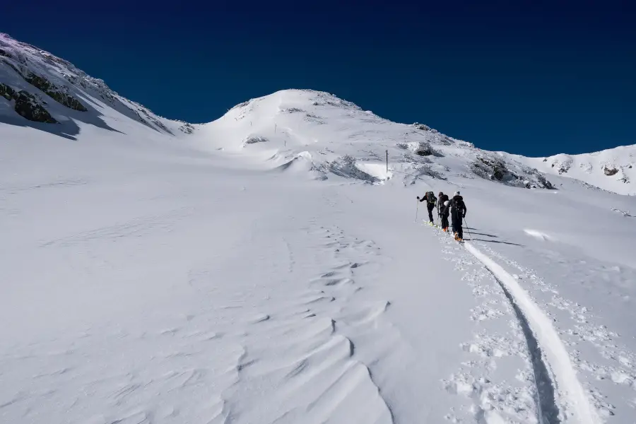 Skitouren Bulgarien - Einsamer Weg Richtung Musala