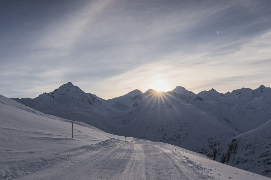 Skitour-Wildspitze-Morgen-Adventure-Moments